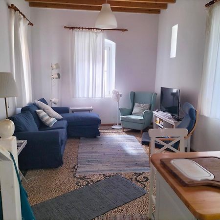 Alexandros Traditional House Ялисос Екстериор снимка
