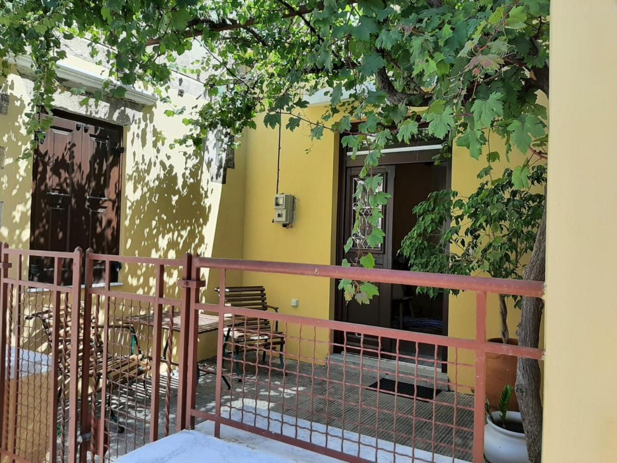 Alexandros Traditional House Ялисос Екстериор снимка